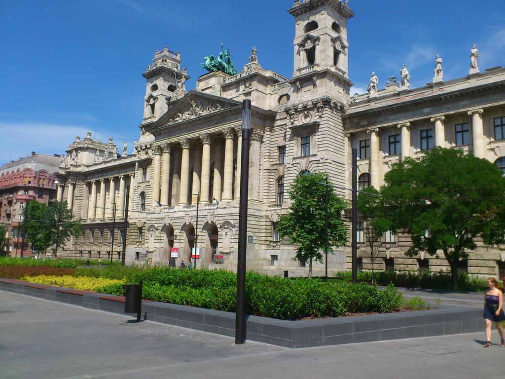 Melinda Apartment Budapest Ngoại thất bức ảnh